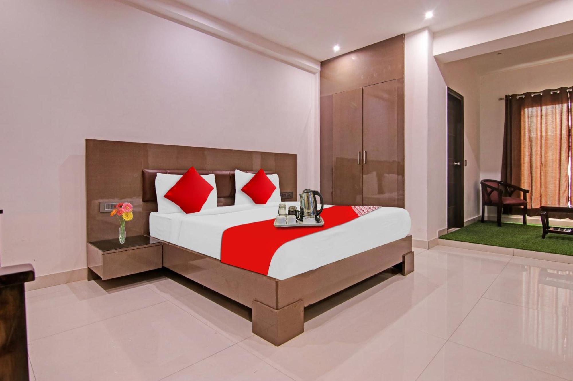 Hotel 19 West 新德里 外观 照片